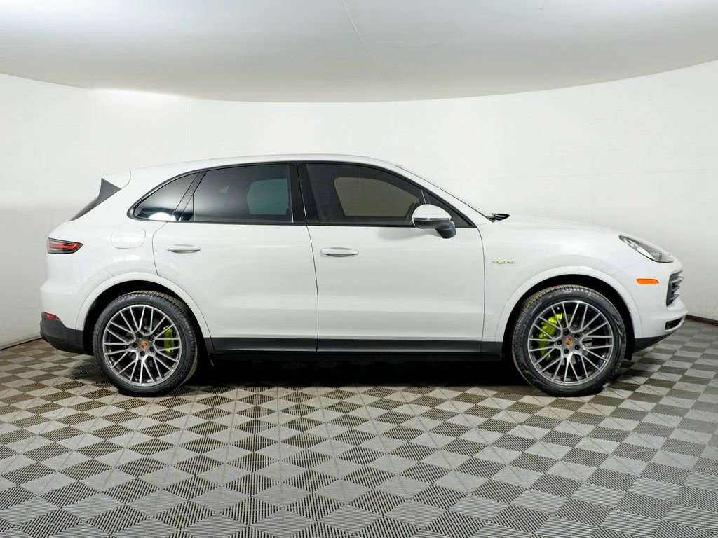Certified 2022 Porsche Cayenne E-Hybrid image 8