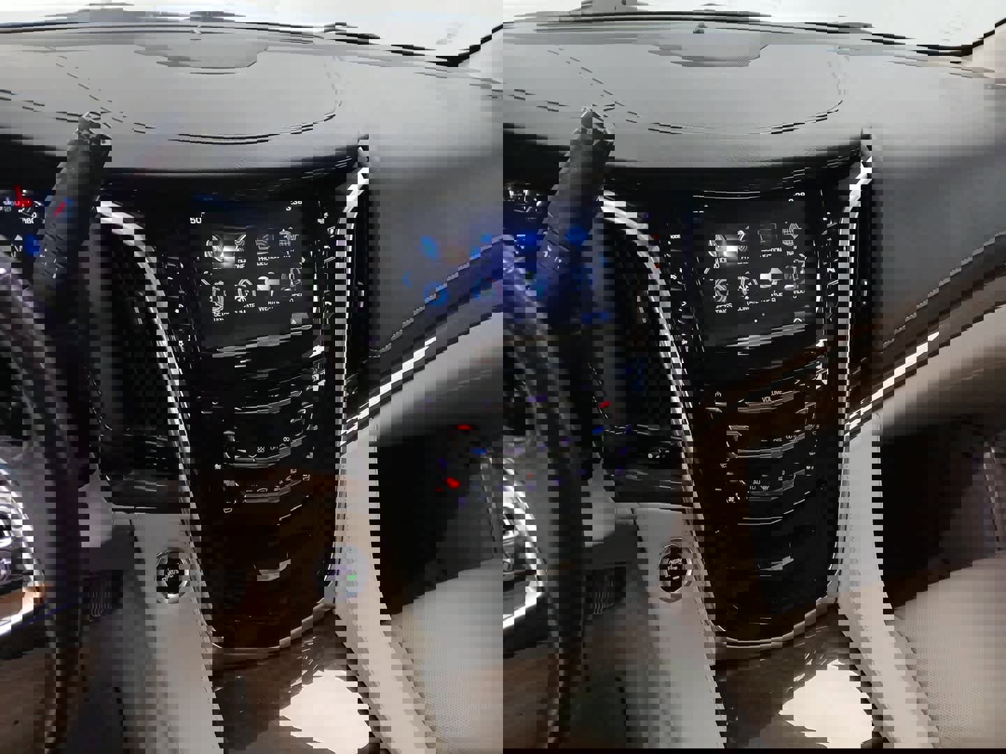 Used 2019 Cadillac Escalade Luxury image 10