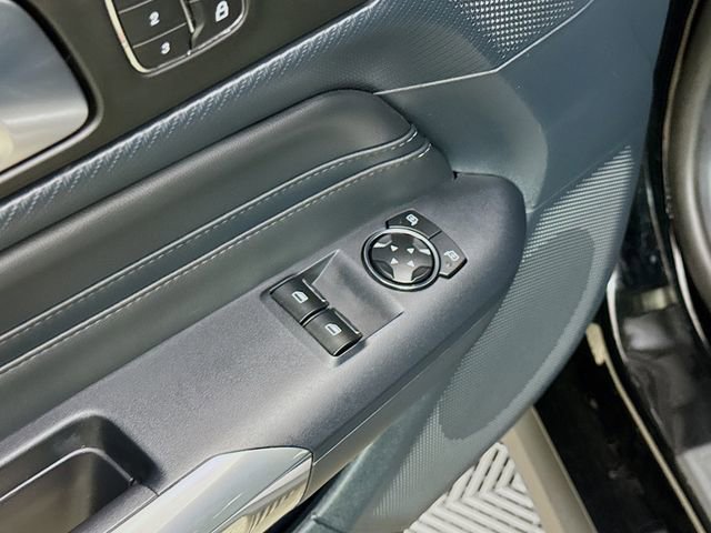 Used 2024 Ford Mustang GT Premium image 18