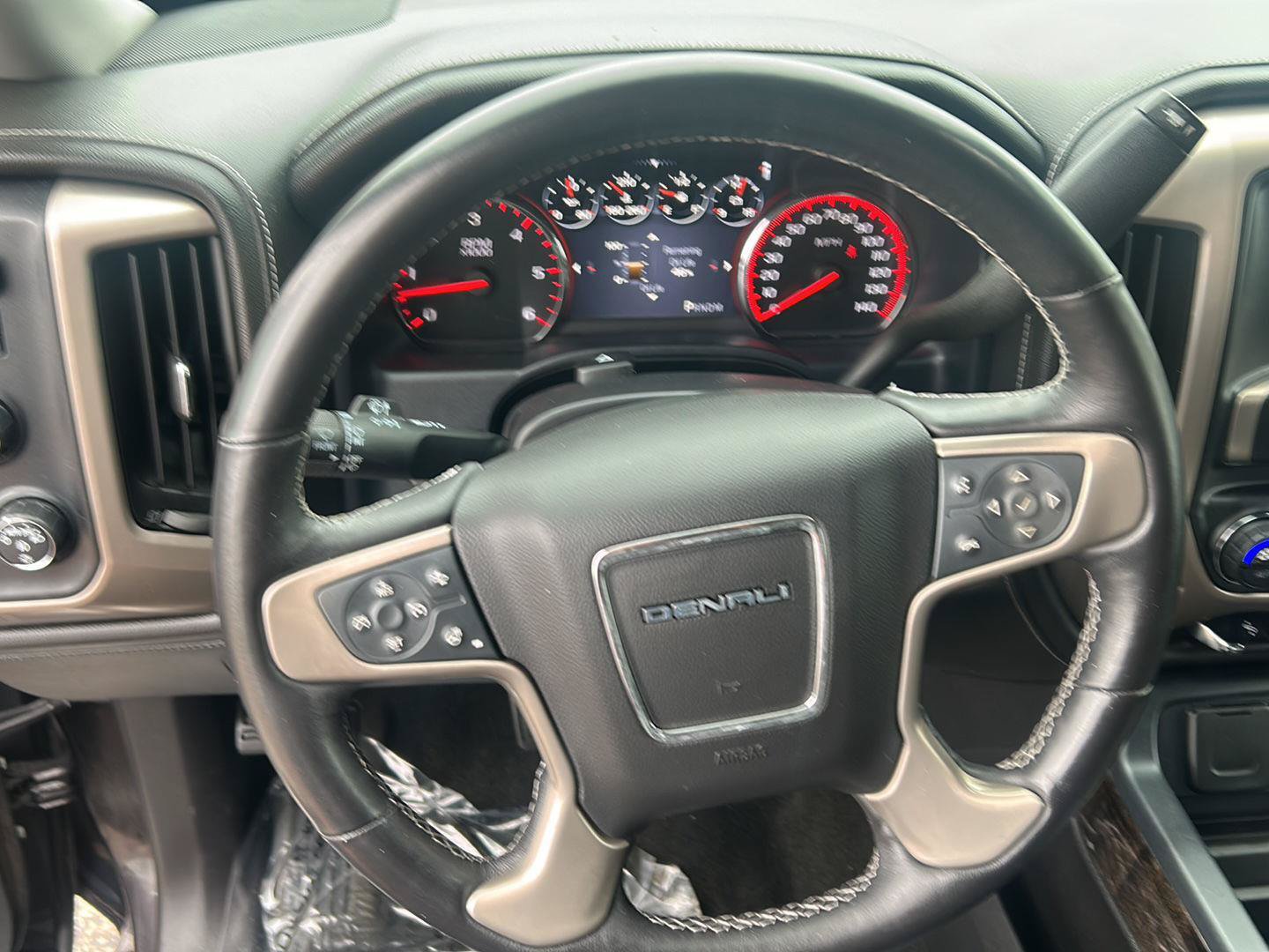 Used 2016 GMC Sierra 1500 Denali w/ Enhanced Driver Alert Package AWD/4WD image 12