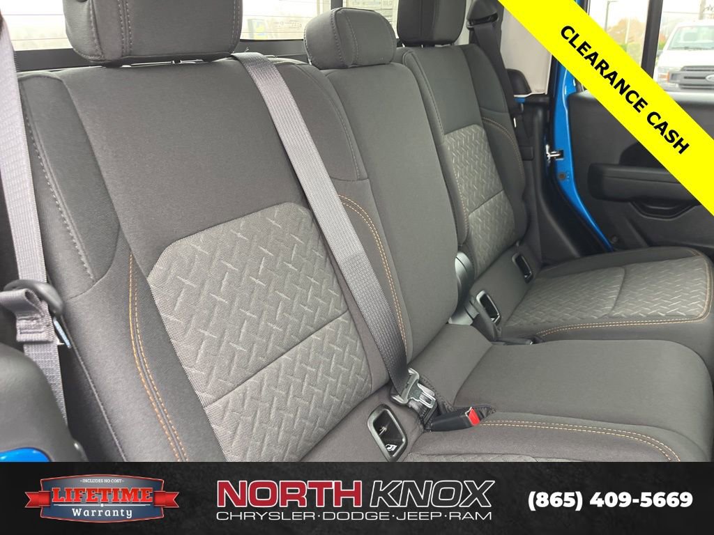 New 2026 Jeep Gladiator Mojave w/ Technology Group image 23