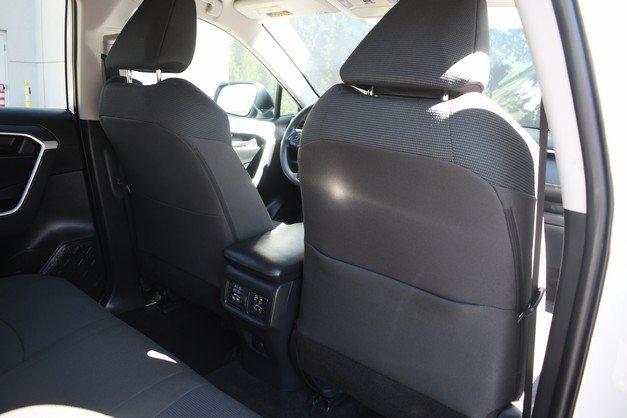 Certified 2025 Toyota RAV4 LE AWD/4WD image 27