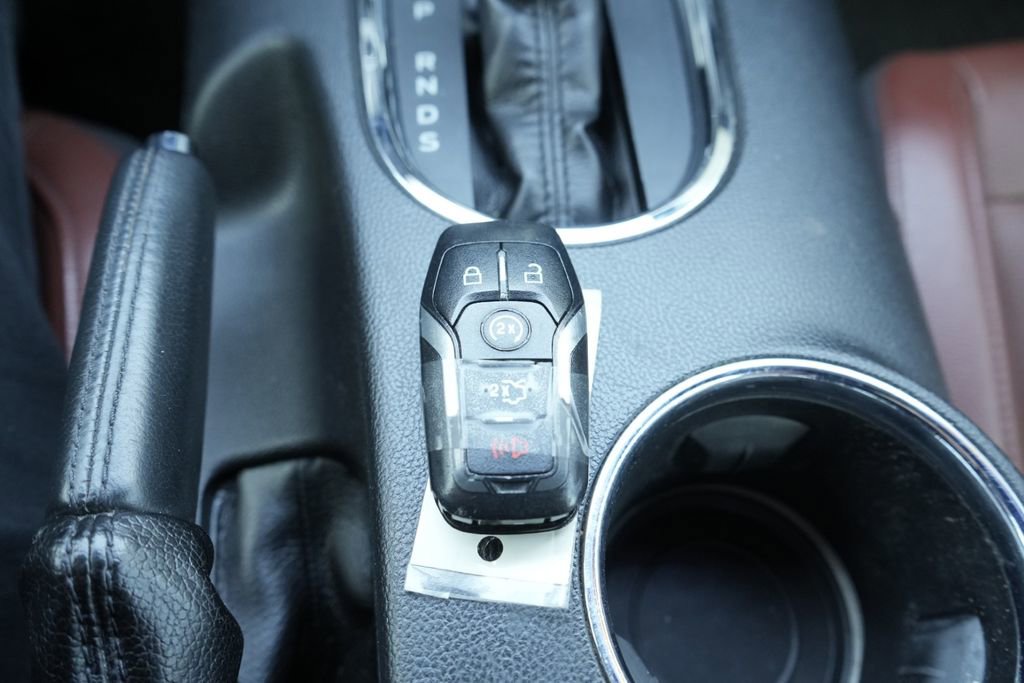 Used 2015 Ford Mustang Premium image 36