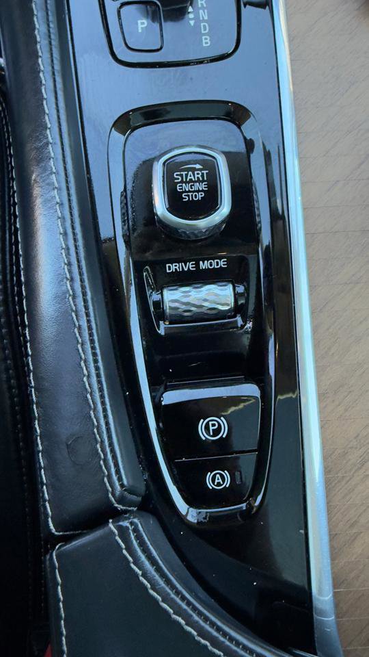 Used 2018 Volvo XC90 T8 Inscription w/ Luxury Package image 24