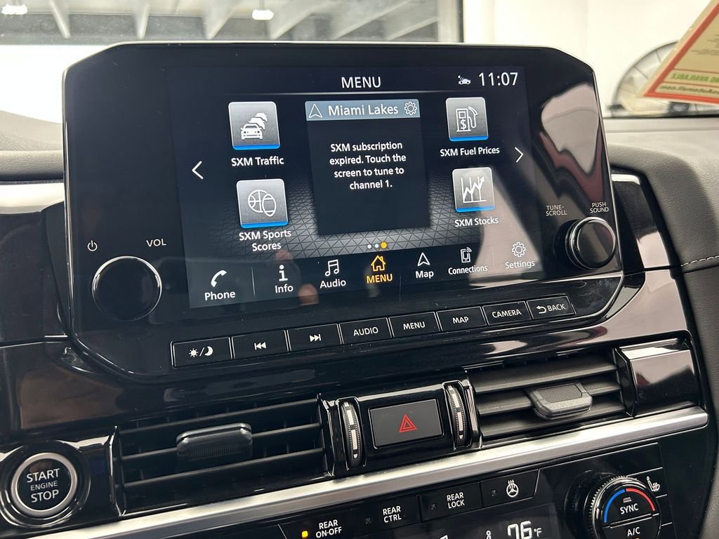 Used 2024 Nissan Pathfinder SL w/ SL Premium Package FWD image 26