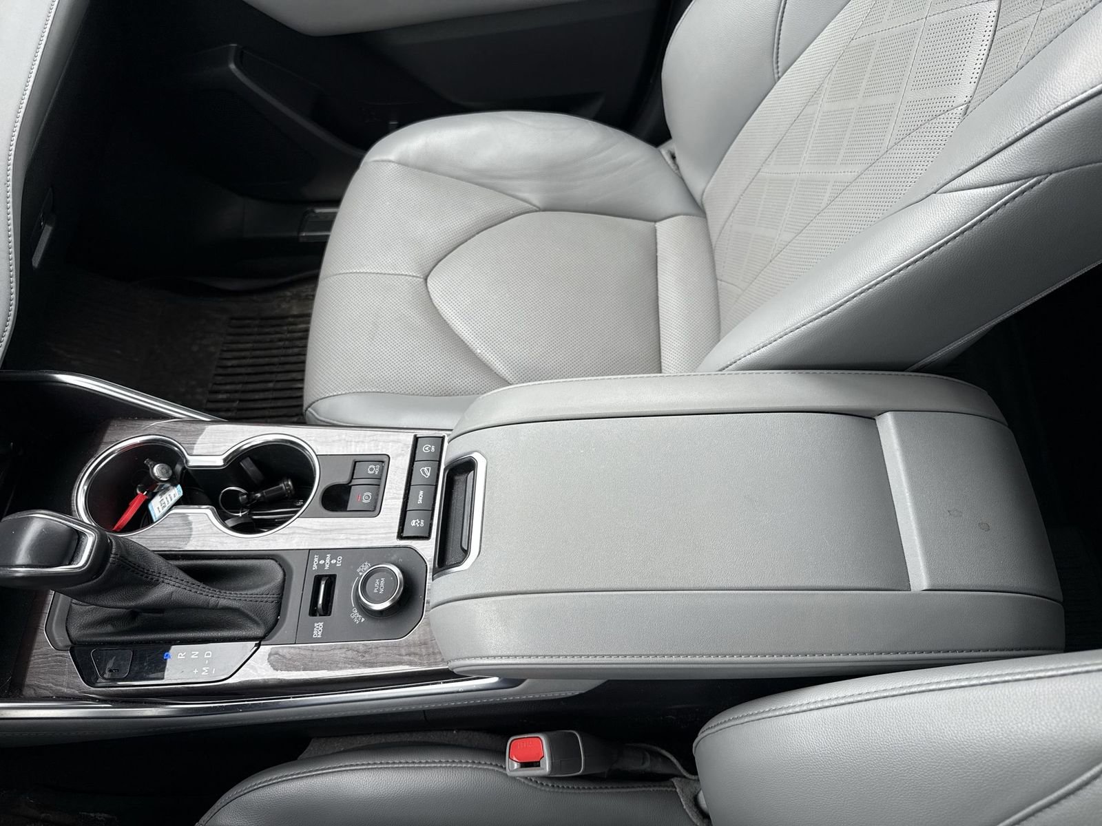 Used 2022 Toyota Highlander Platinum AWD/4WD image 21