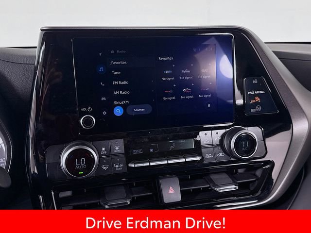 Used 2023 Toyota Highlander L image 20