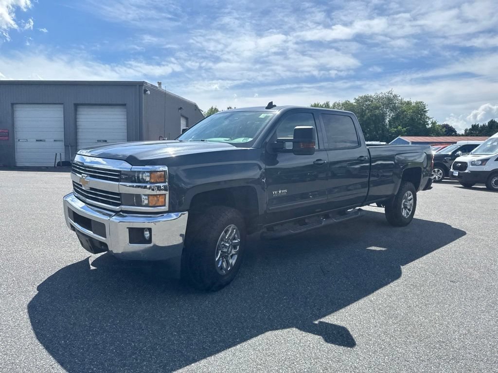 Used 2018 Chevrolet Silverado 3500 LT AWD/4WD image 3