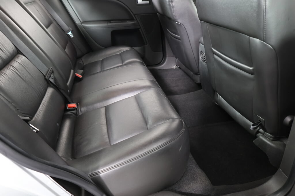 Used 2005 Ford Five Hundred Limited AWD/4WD image 22