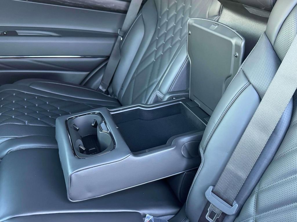 New 2026 Genesis GV80 3.5T e-SC image 13