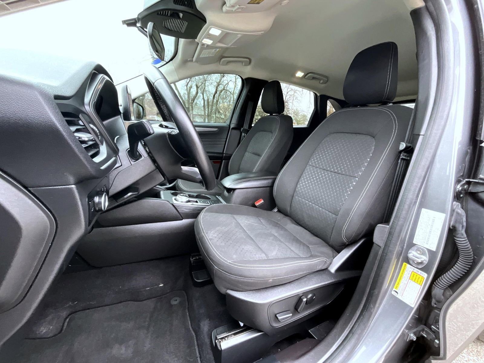 Used 2023 Ford Escape Active image 11