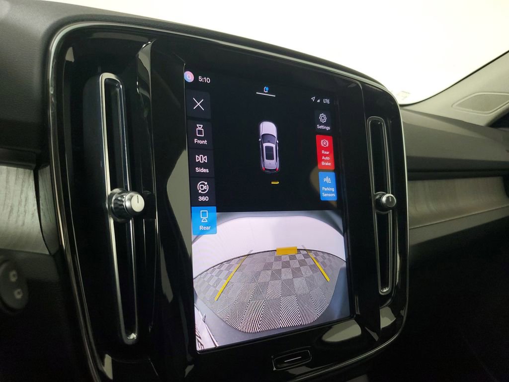 Used 2023 Volvo XC40 B5 Plus w/ Driver Assist Package image 27