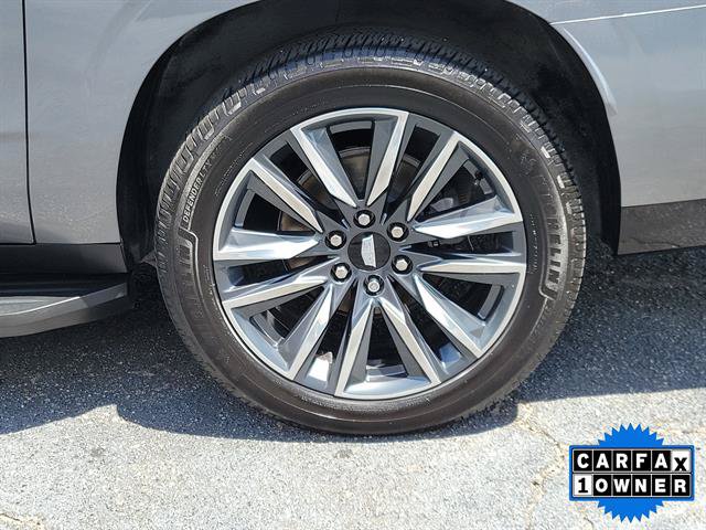 Used 2022 Cadillac Escalade ESV Sport w/ Touring Package RWD image 24