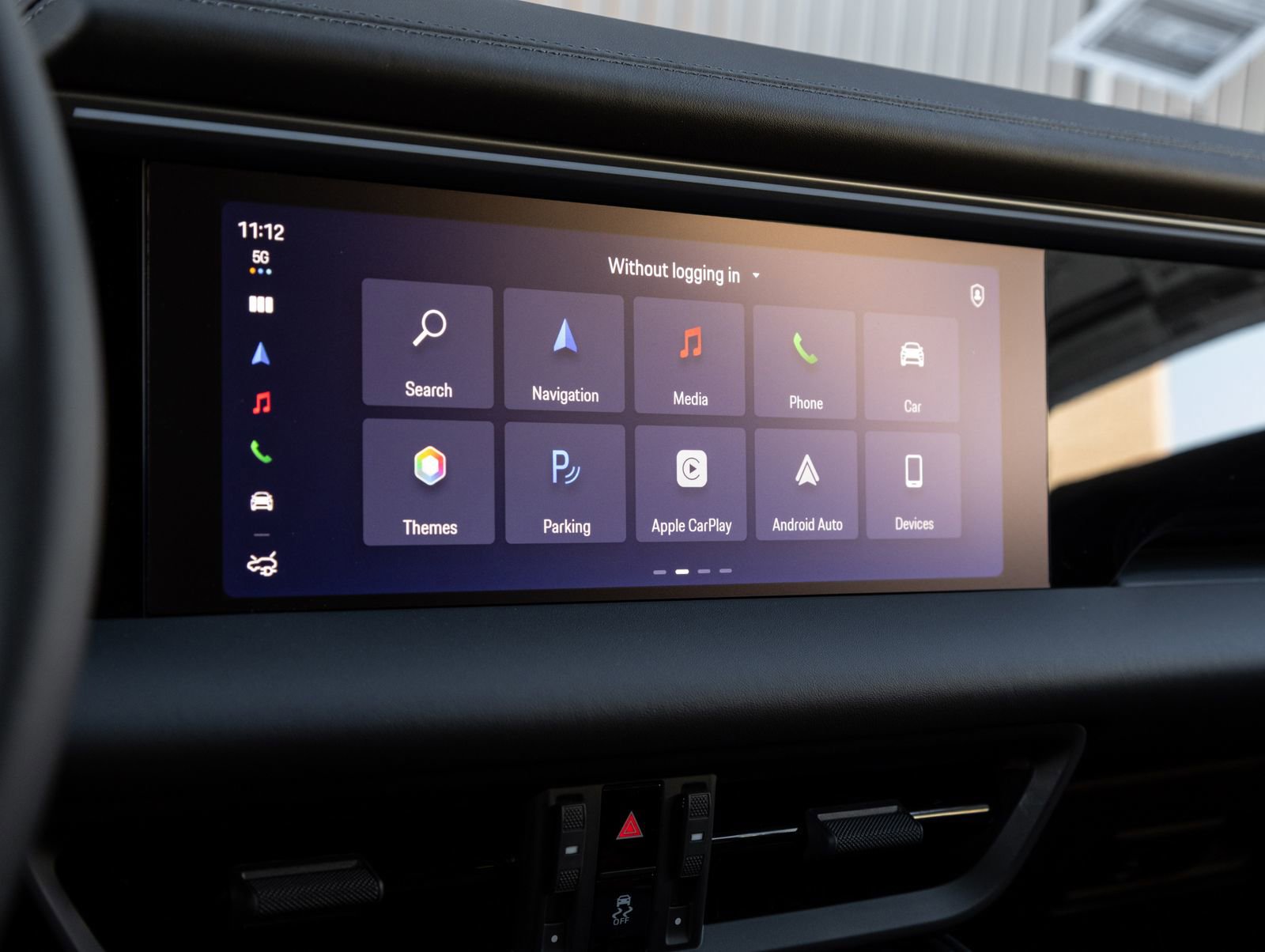 Certified 2026 Porsche Macan 4 Electric AWD/4WD image 26