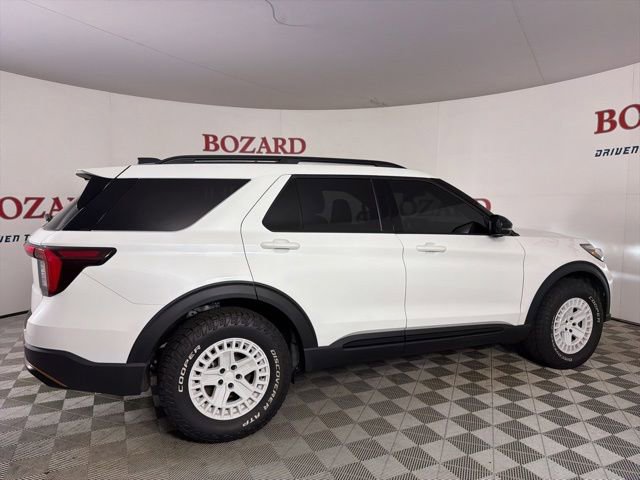 Used 2026 Ford Explorer Tremor w/ Tremor Ultimate Package AWD/4WD image 9