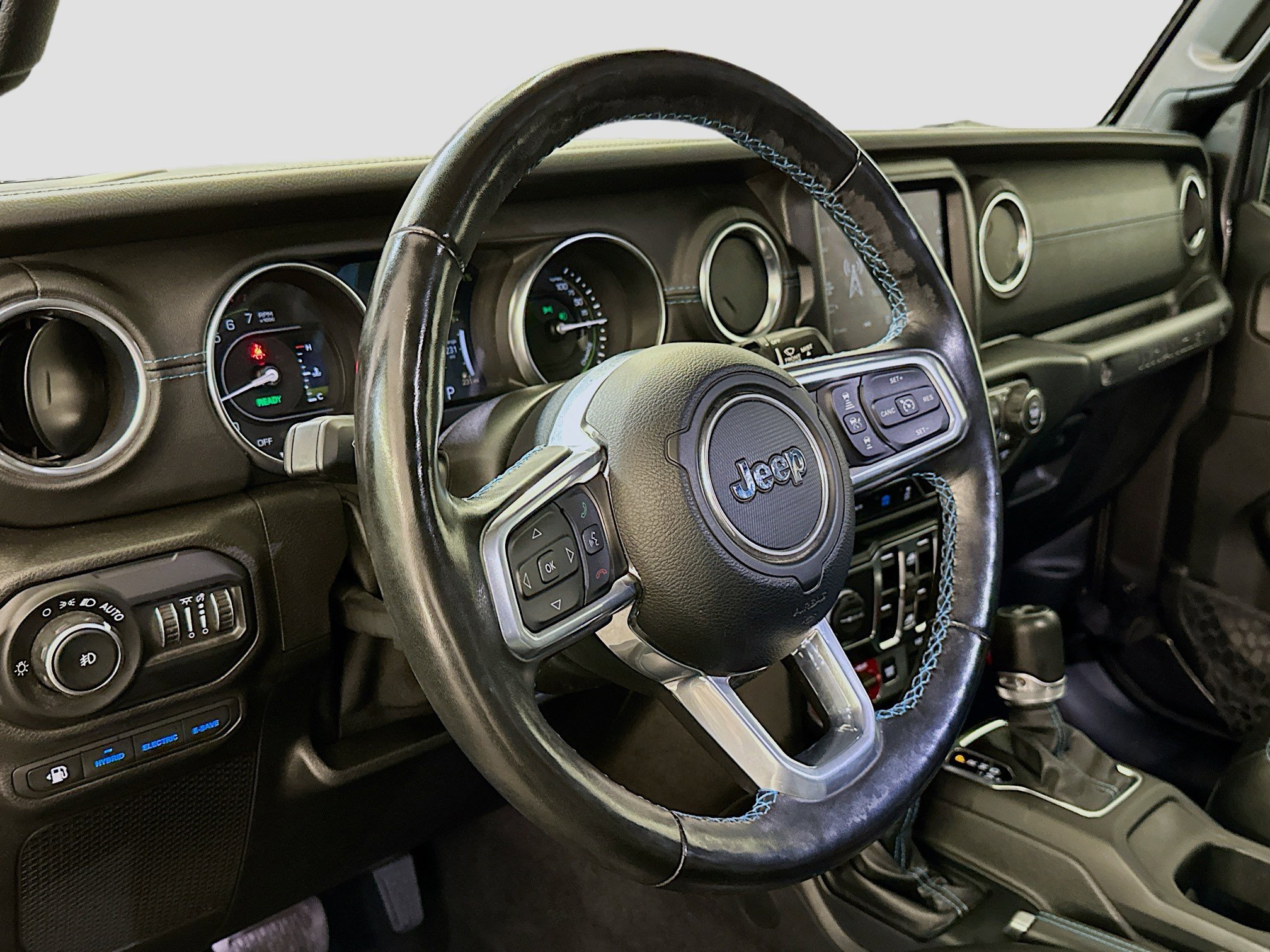 Used 2021 Jeep Wrangler Unlimited Rubicon 4xe w/ Steel Bumper Group image 18