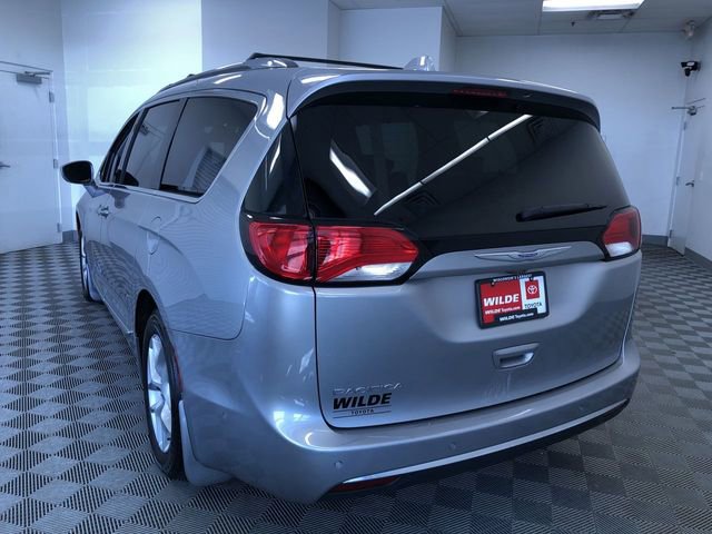 Used 2018 Chrysler Pacifica Touring-L Plus w/ Advanced Safetytec Group image 13