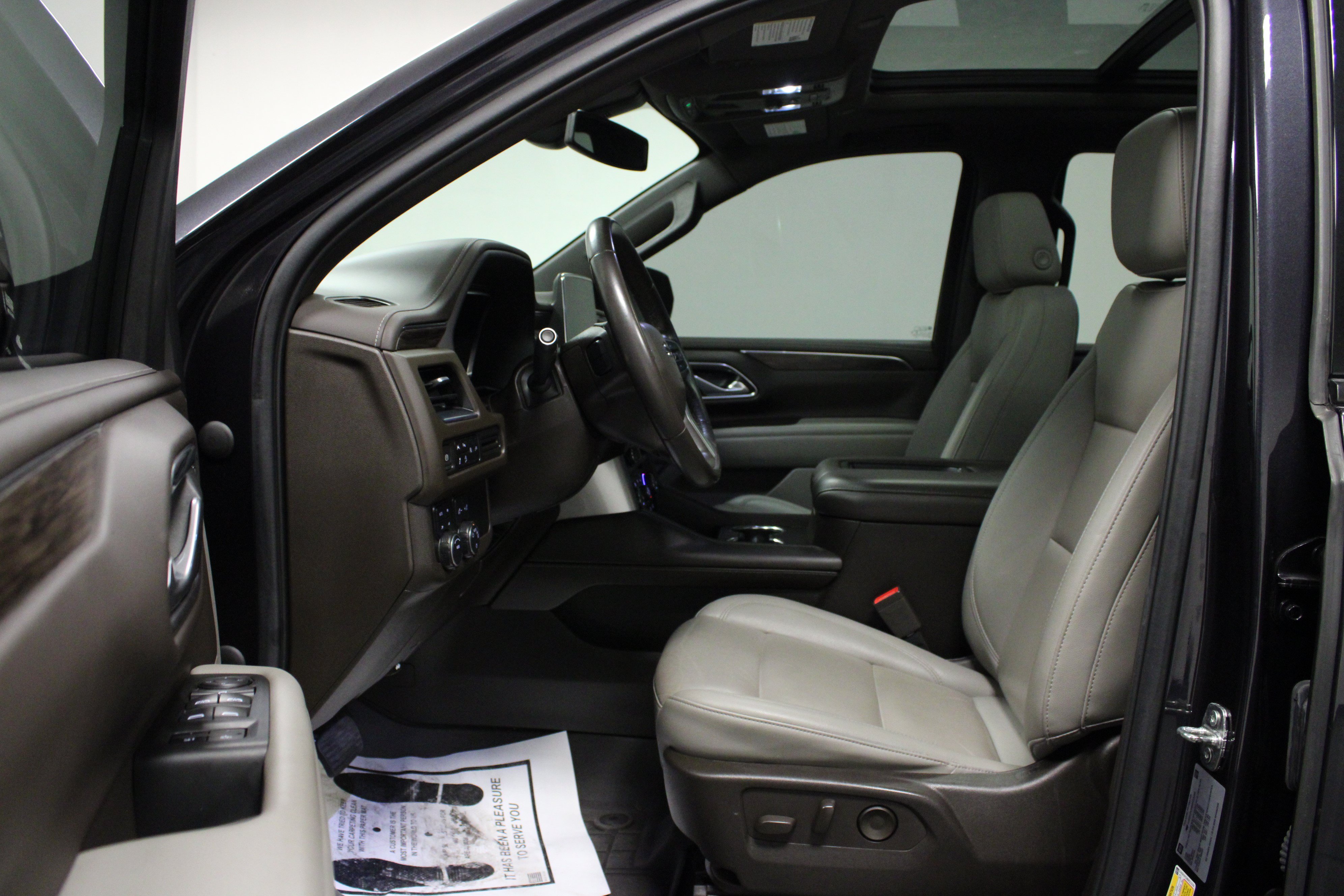 Used 2022 Chevrolet Tahoe Z71 AWD/4WD image 12