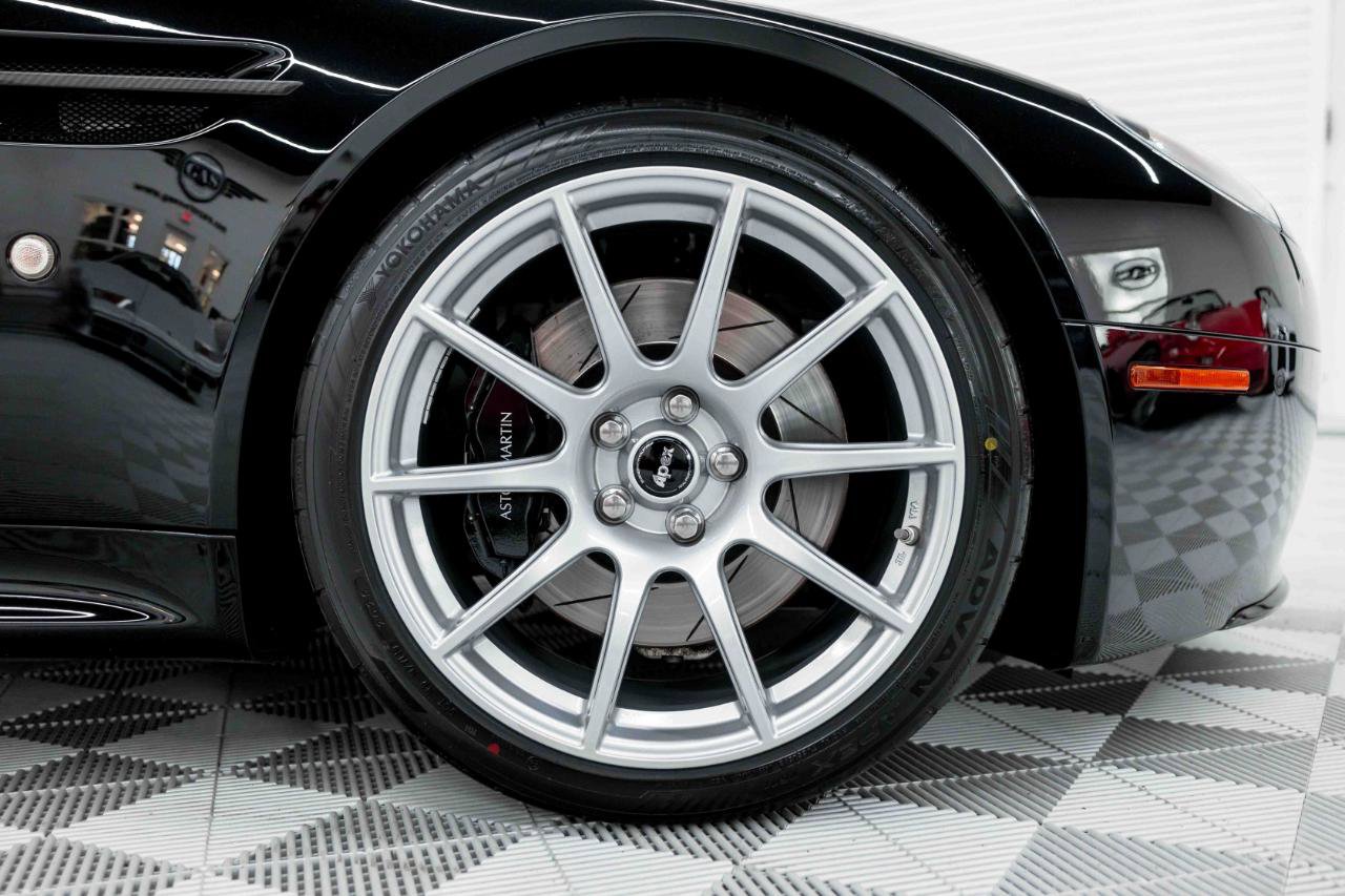 Used 2011 Aston Martin V8 Vantage N420 image 38