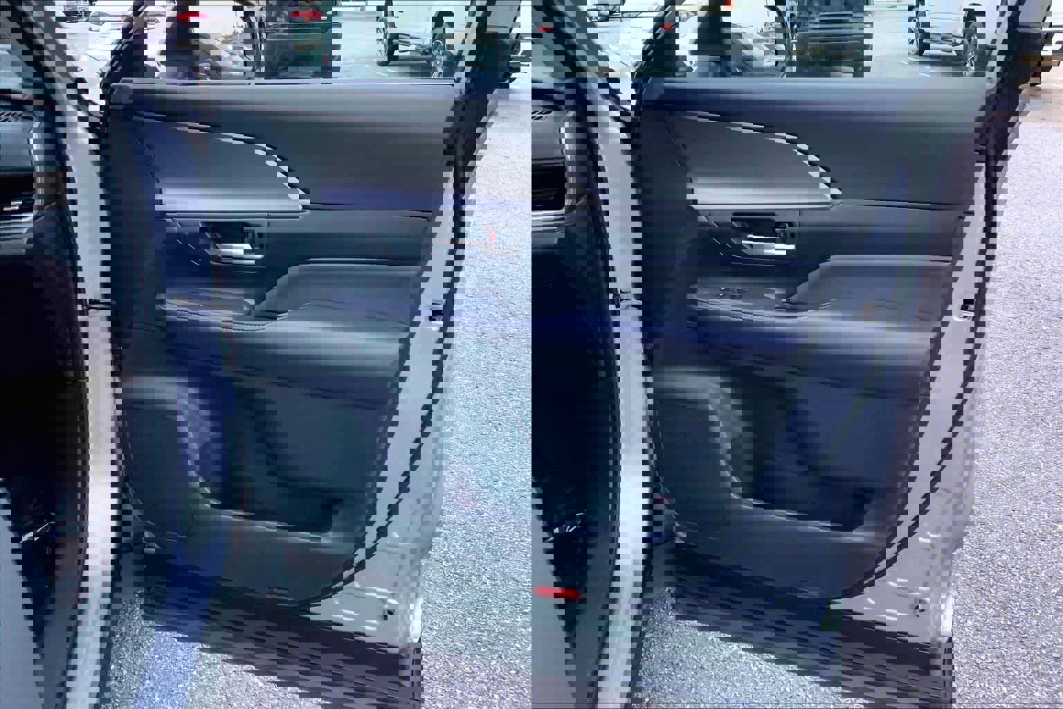 Used 2025 Toyota Grand Highlander FWD image 22