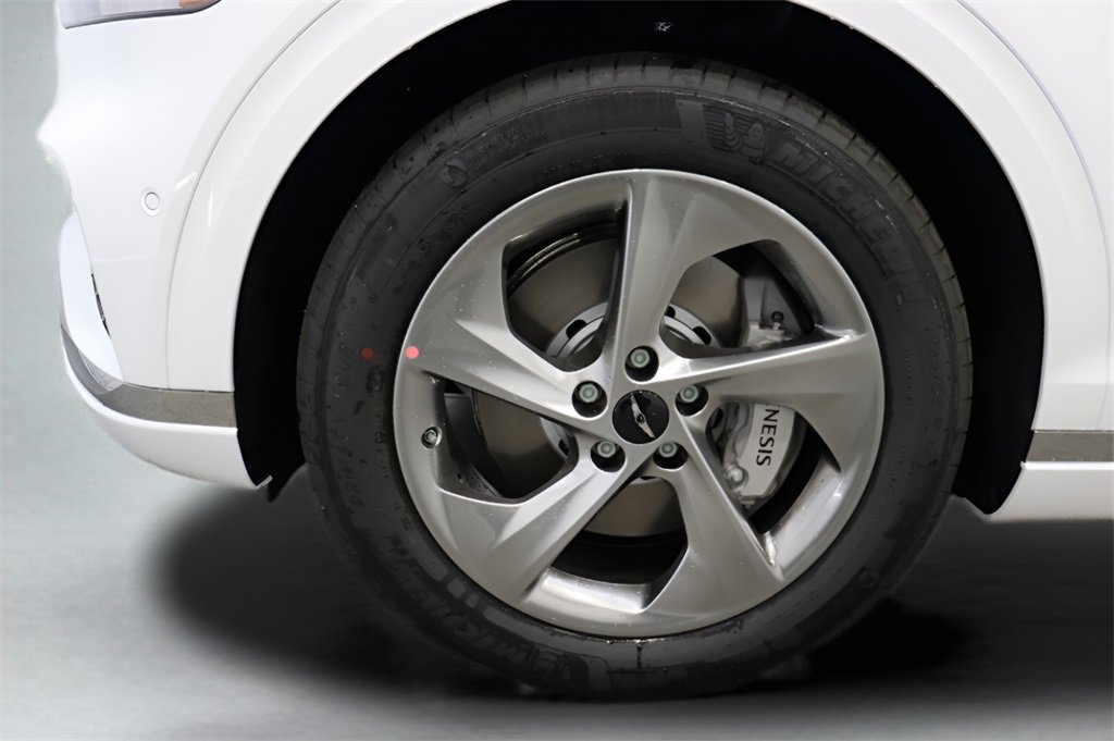 New 2026 Genesis GV70 2.5T Advanced image 3