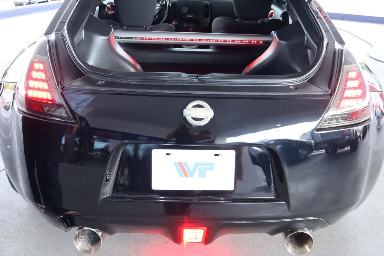 Used 2015 Nissan 370Z Coupe RWD image 34