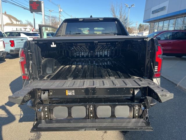 Used 2025 Chevrolet Silverado EV LT image 29