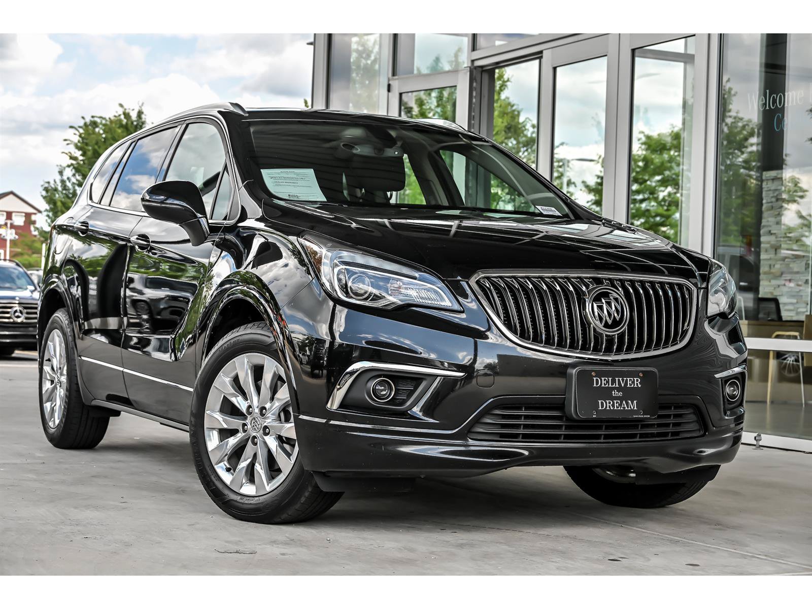Used 2017 Buick Envision Essence FWD image 1