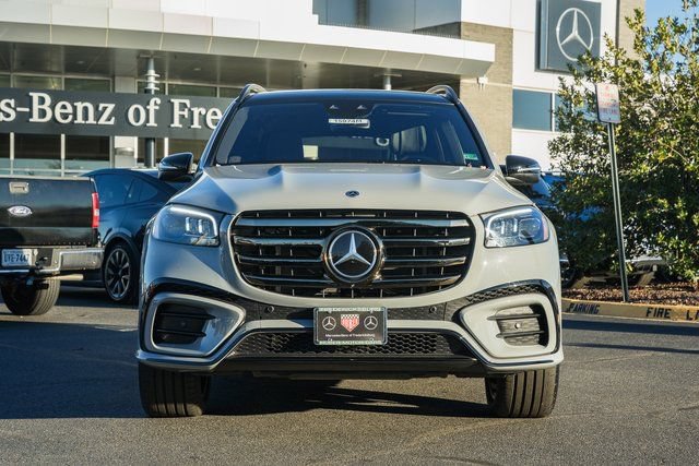 New 2026 Mercedes-Benz GLS 450 4MATIC image 2