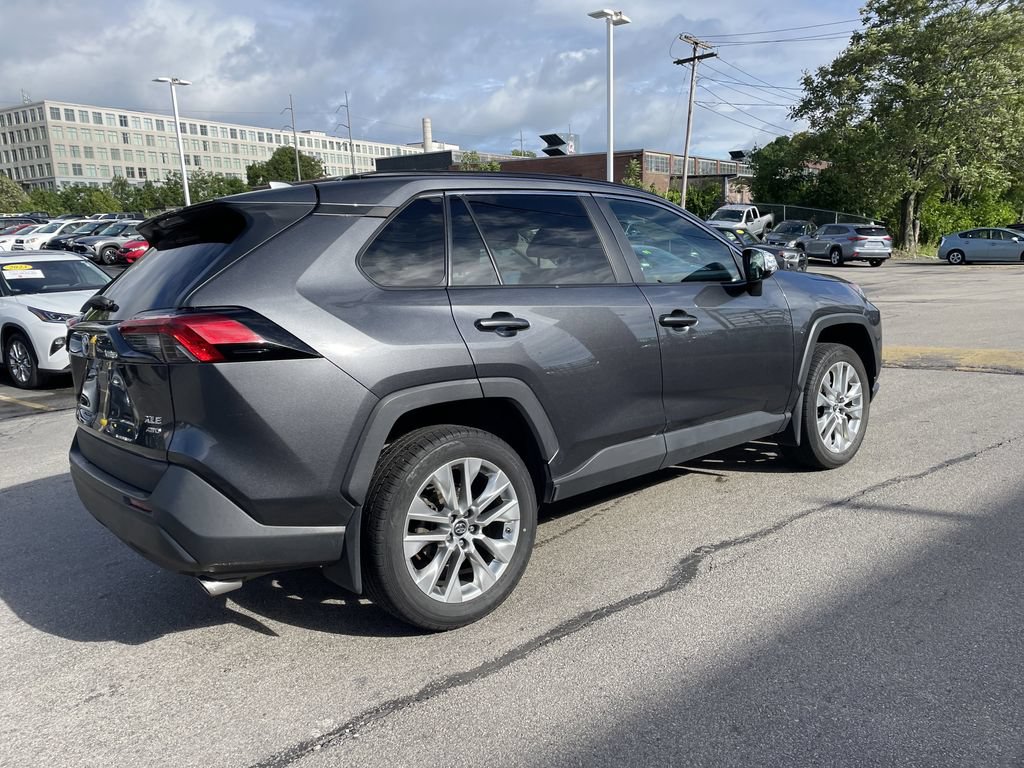 Certified 2019 Toyota RAV4 XLE Premium w/ Cold Weather Package AWD/4WD image 8