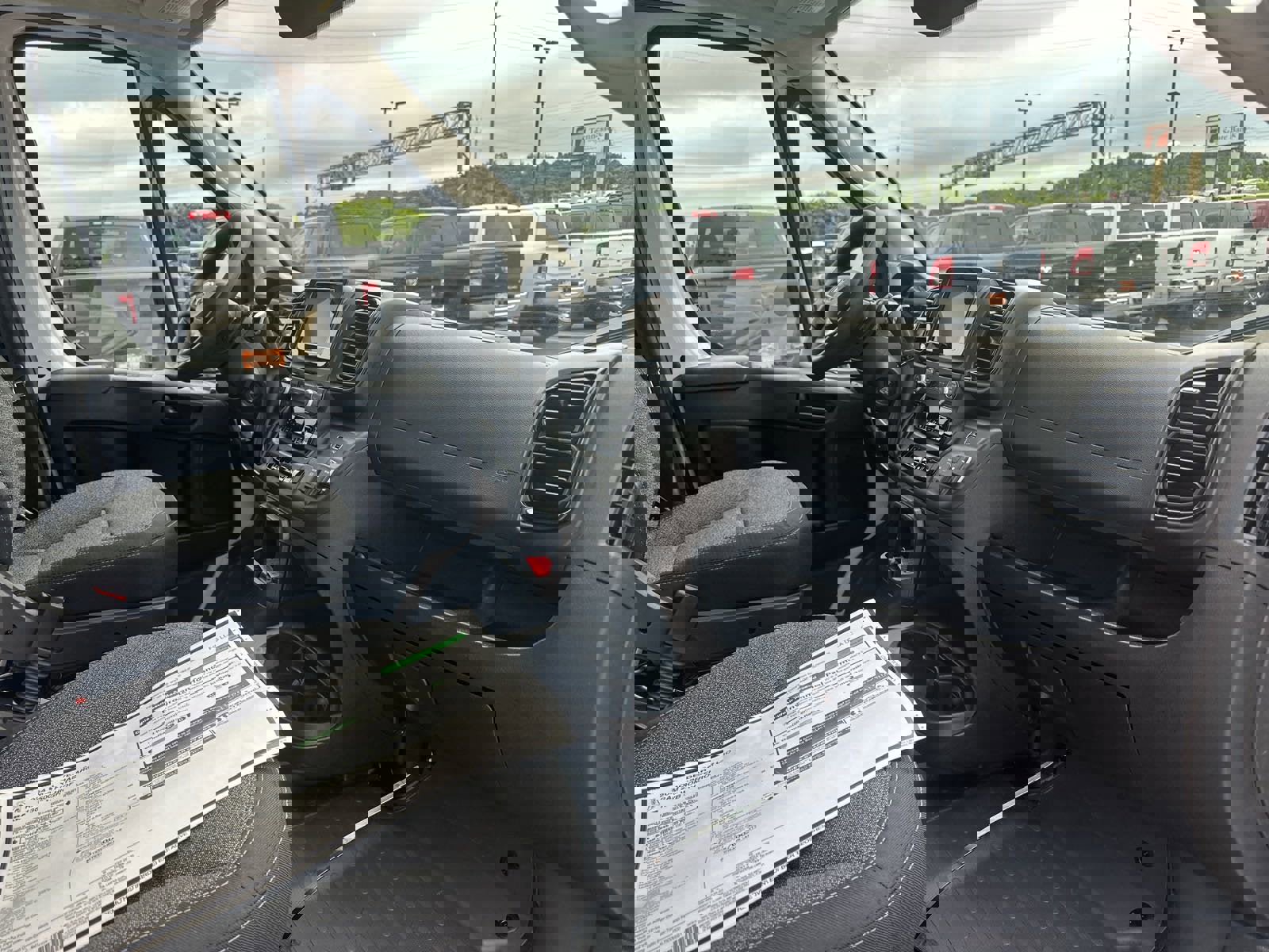 New 2024 RAM ProMaster 2500 w/ Convenience Group image 24