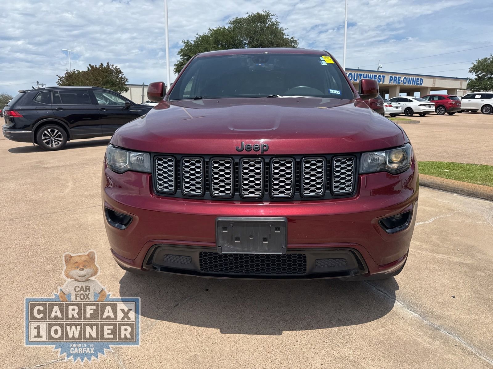 Used 2020 Jeep Grand Cherokee Altitude AWD/4WD image 2