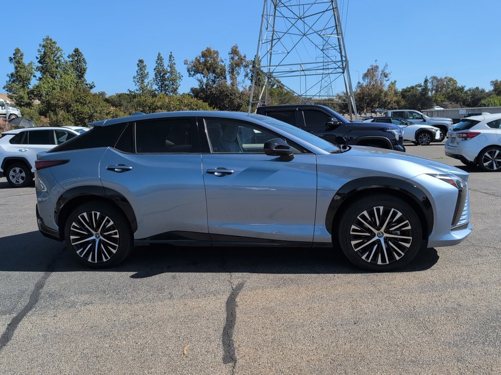 Used 2023 Lexus RZ 450e Premium w/ Accessory Package (Z1) AWD/4WD image 2