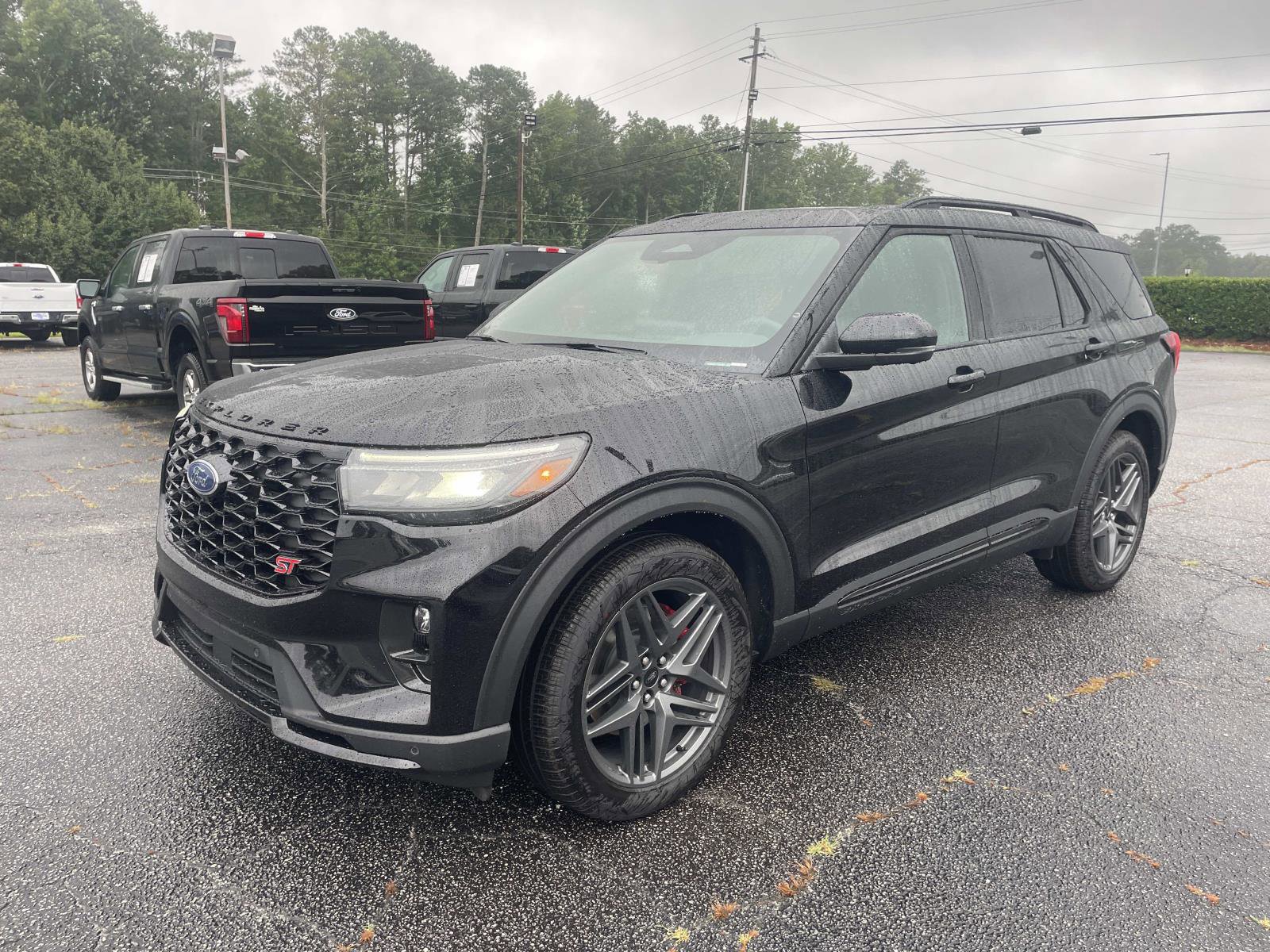 New 2025 Ford Explorer ST image 6