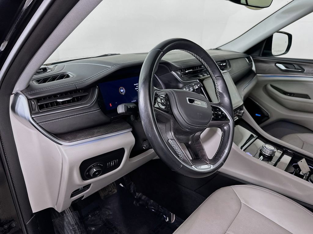 Certified 2021 Jeep Grand Cherokee L Overland image 17