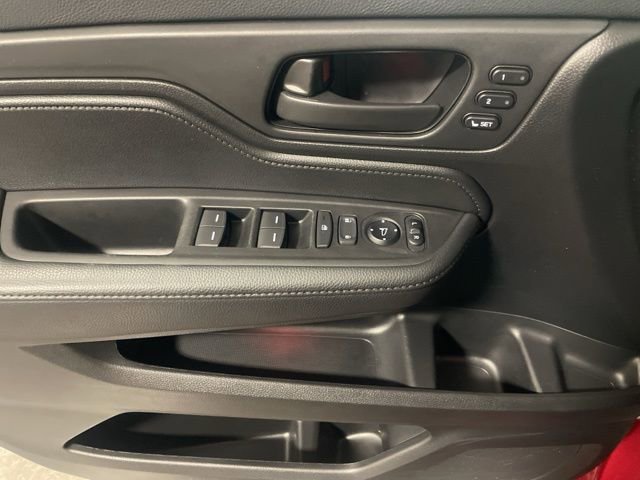 Used 2025 Honda Odyssey Sport-L image 14
