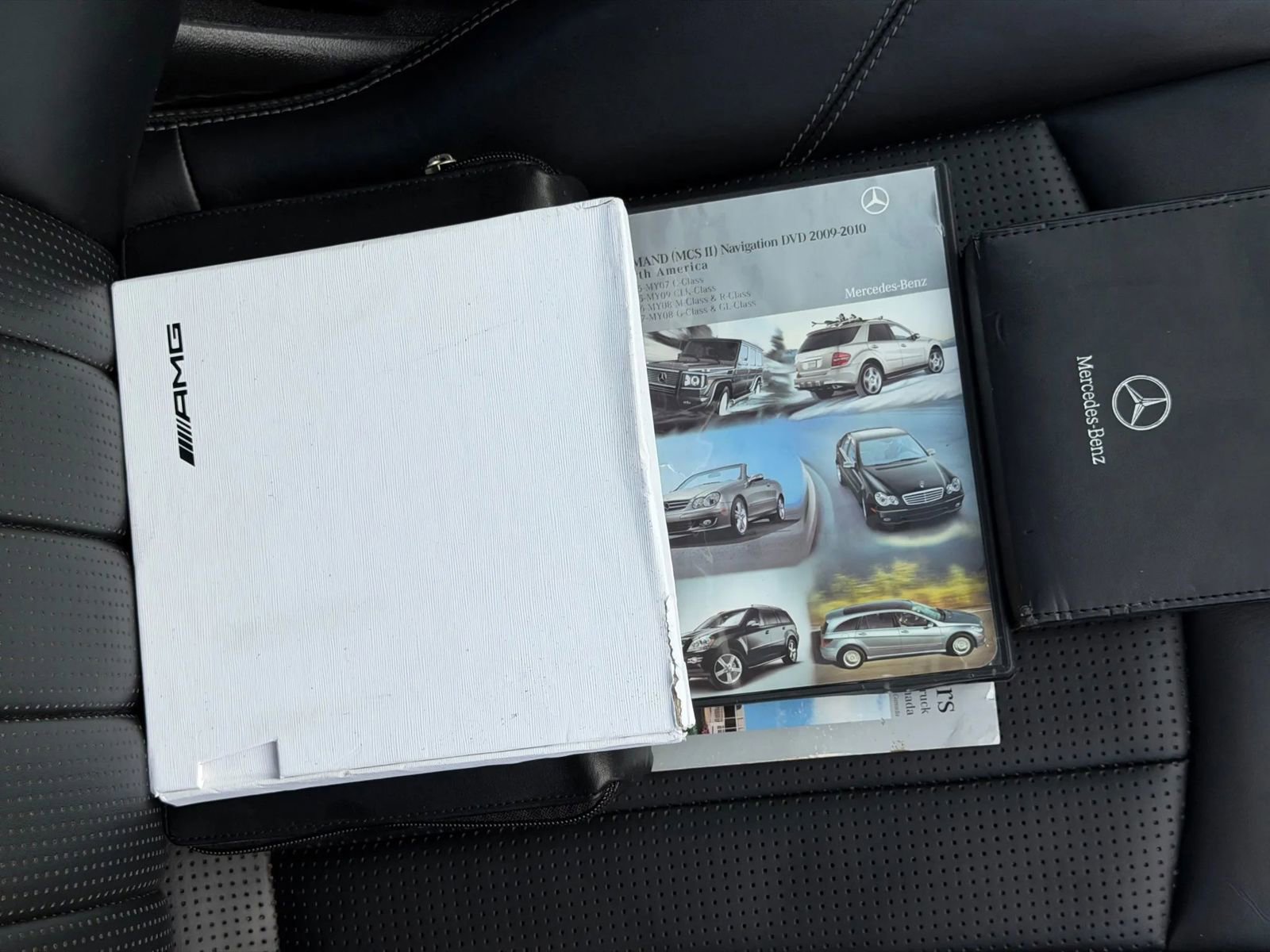 Used 2006 Mercedes-Benz C 55 AMG Sedan w/ Premium Pkg image 32