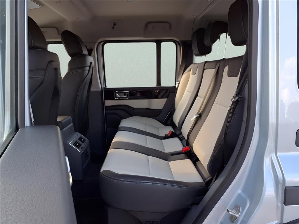 New 2024 INEOS Grenadier image 16