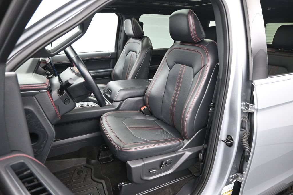 Used 2023 Ford Expedition Limited AWD/4WD image 19