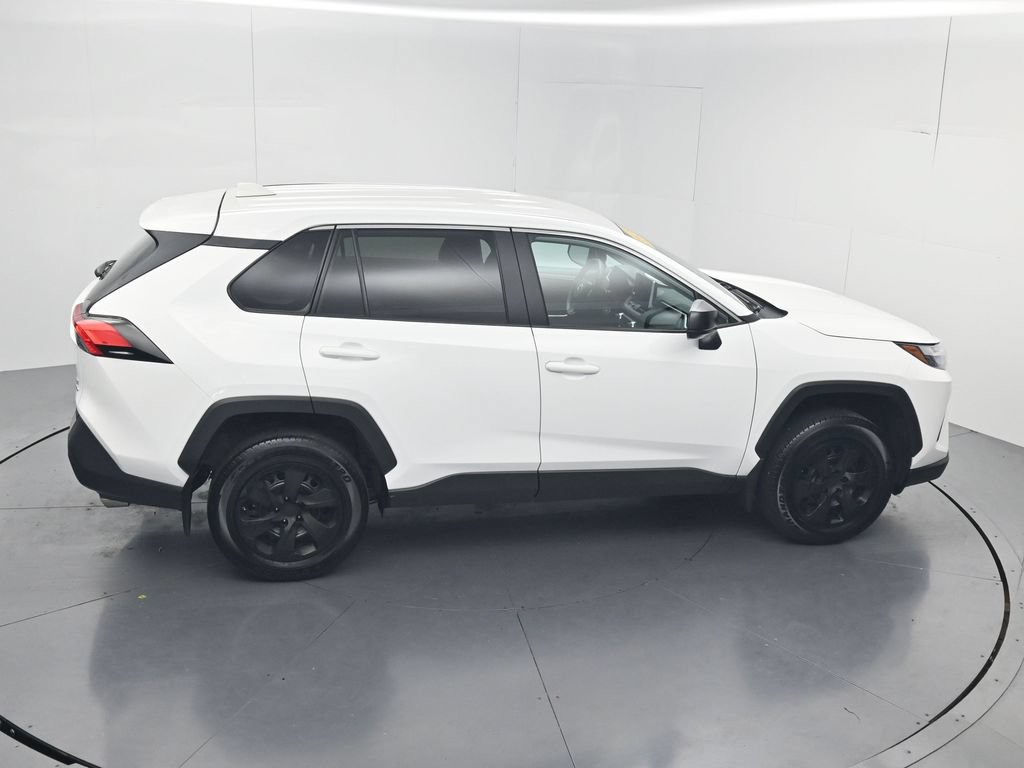 Used 2024 Toyota RAV4 LE AWD/4WD image 51