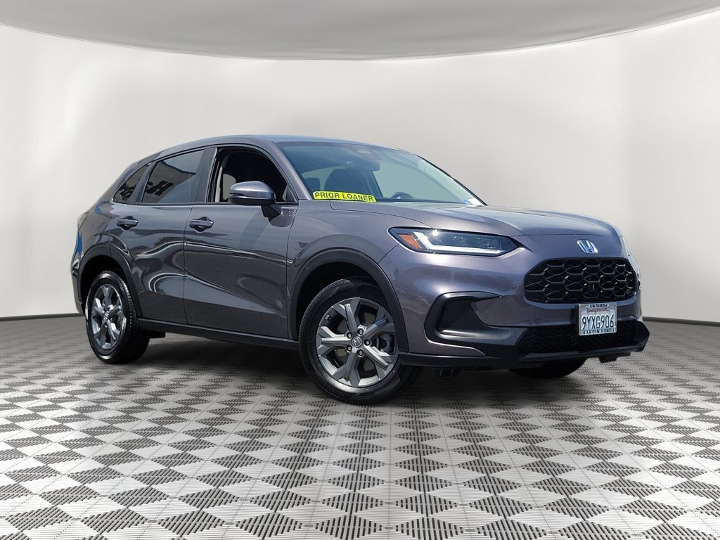Used 2027 Honda HR-V LX image 2
