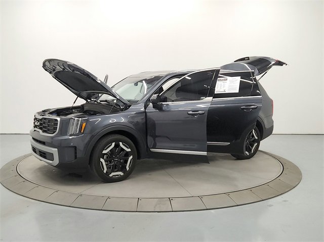 Used 2024 Kia Telluride S w/ S Sunroof Package image 11