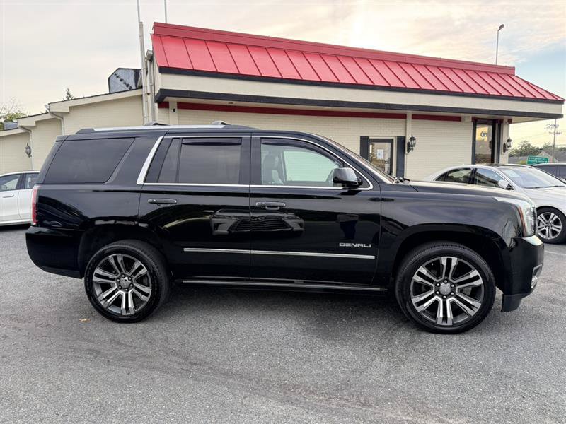 Used 2018 GMC Yukon Denali w/ Denali Ultimate Package AWD/4WD image 4