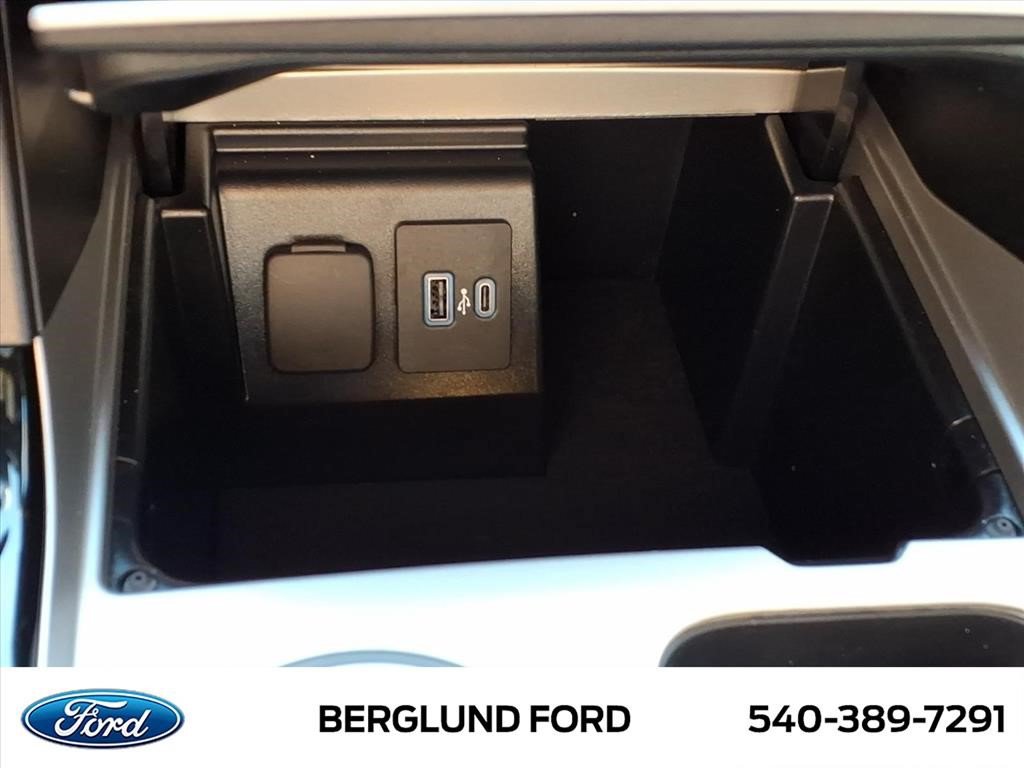 Used 2023 Ford Explorer ST w/ Equipment Group 401A AWD/4WD image 31