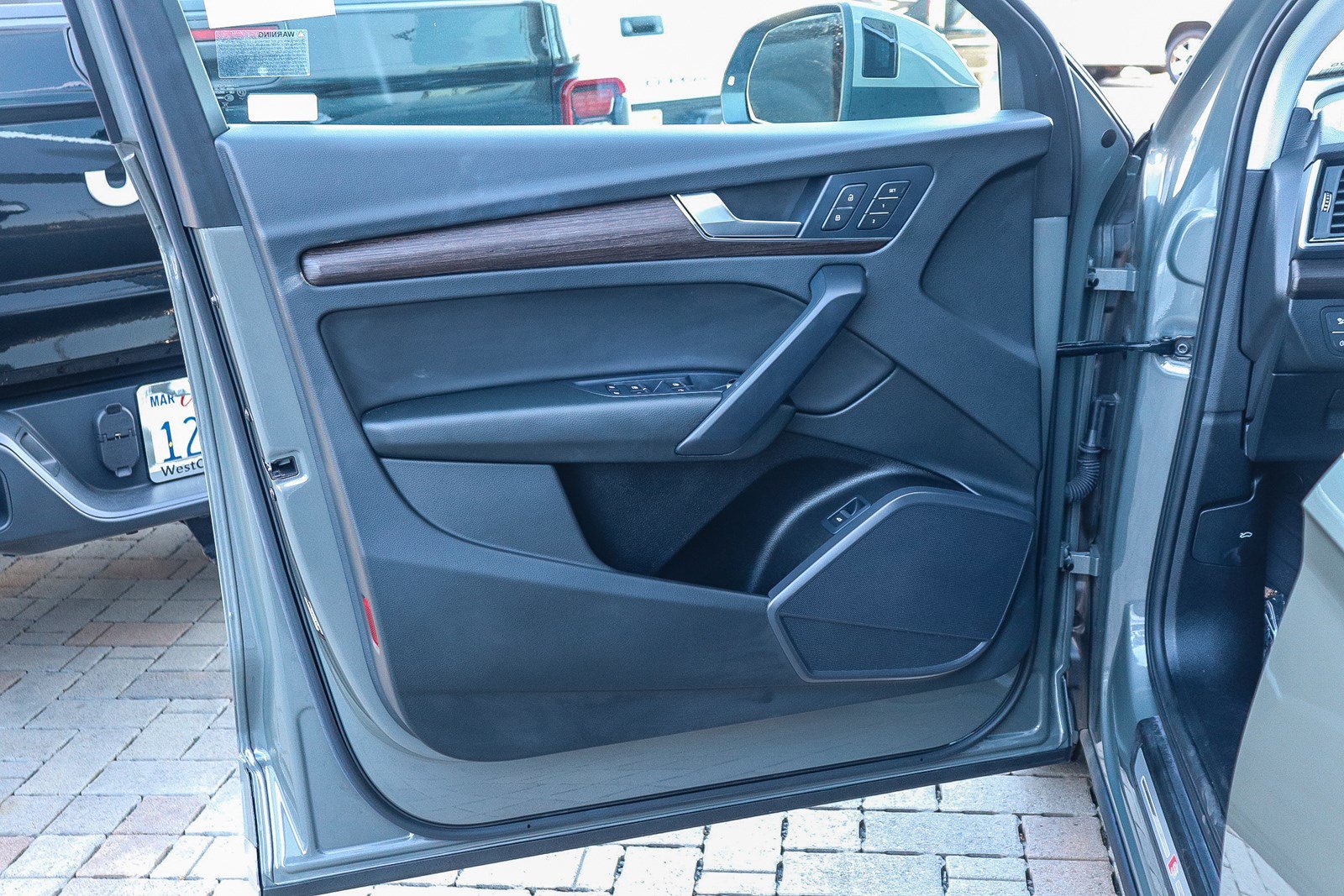 Used 2024 Audi Q5 2.0T Premium image 21