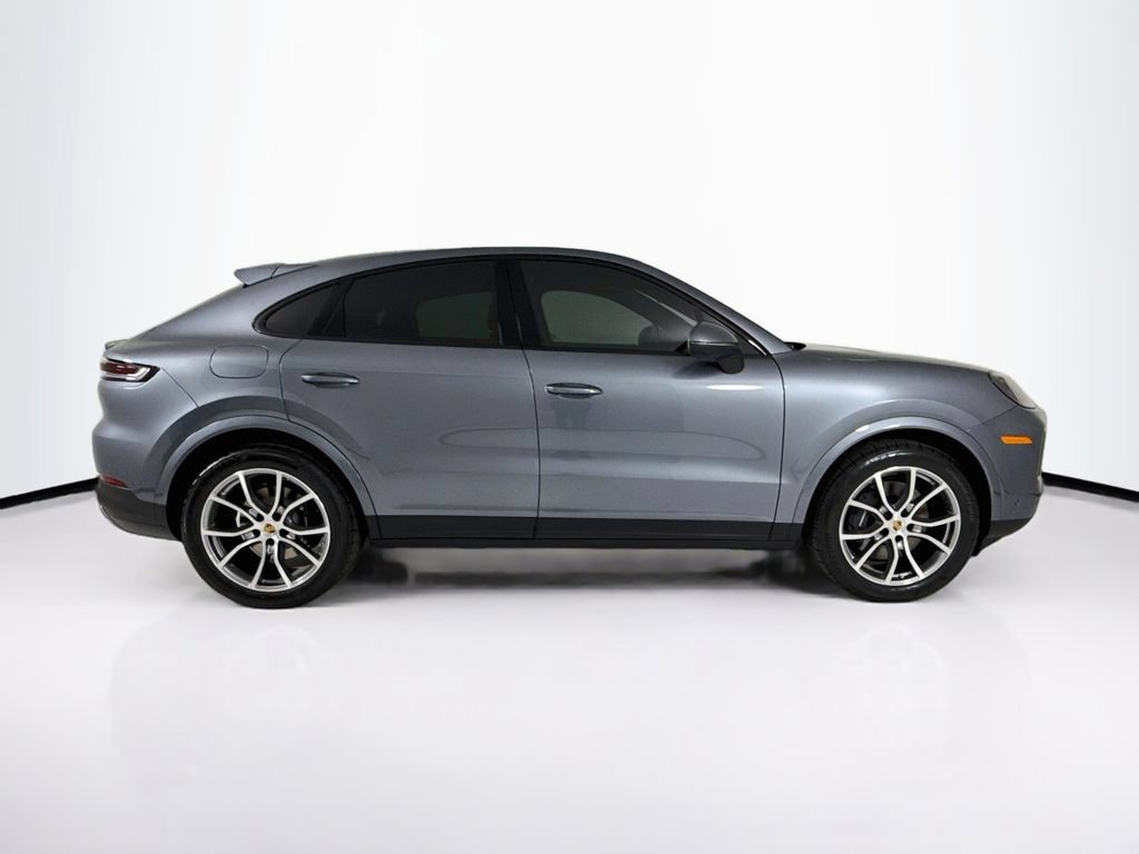 New 2026 Porsche Cayenne Coupe AWD/4WD image 8