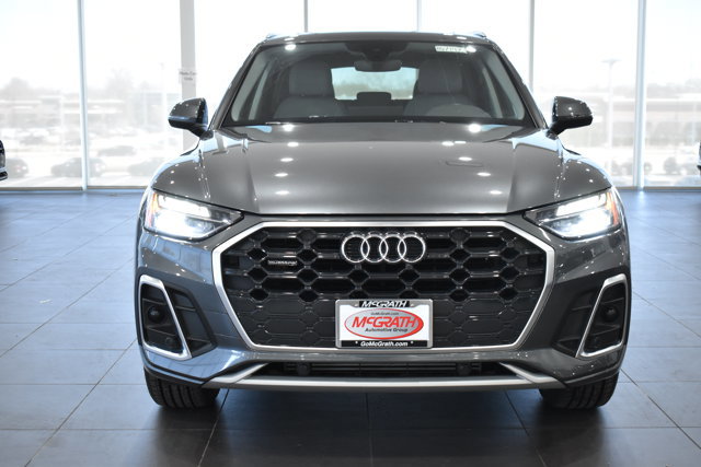 Used 2023 Audi Q5 2.0T Premium w/ Convenience Package image 6