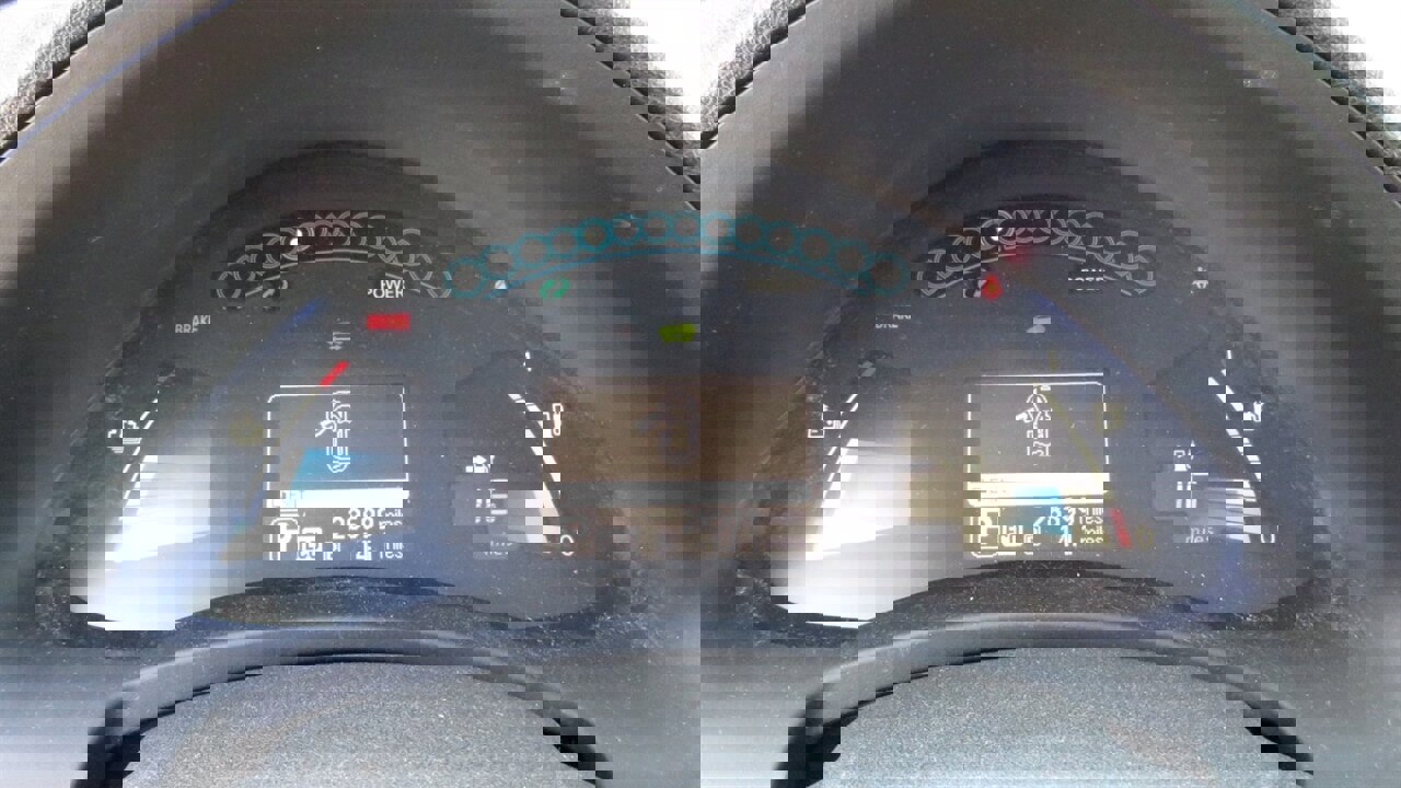 Used 2014 Nissan Leaf S w/ Charge Package image 13