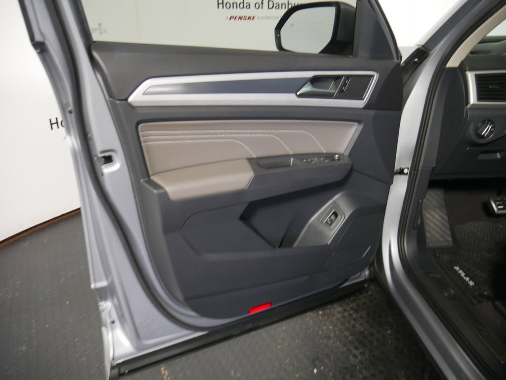 Used 2021 Volkswagen Atlas SE w/ Panoramic Sunroof Package image 15