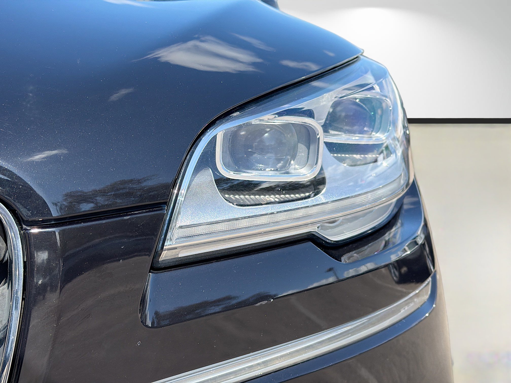 Used 2020 Lincoln Aviator Grand Touring w/ Equipment Group 302A image 9